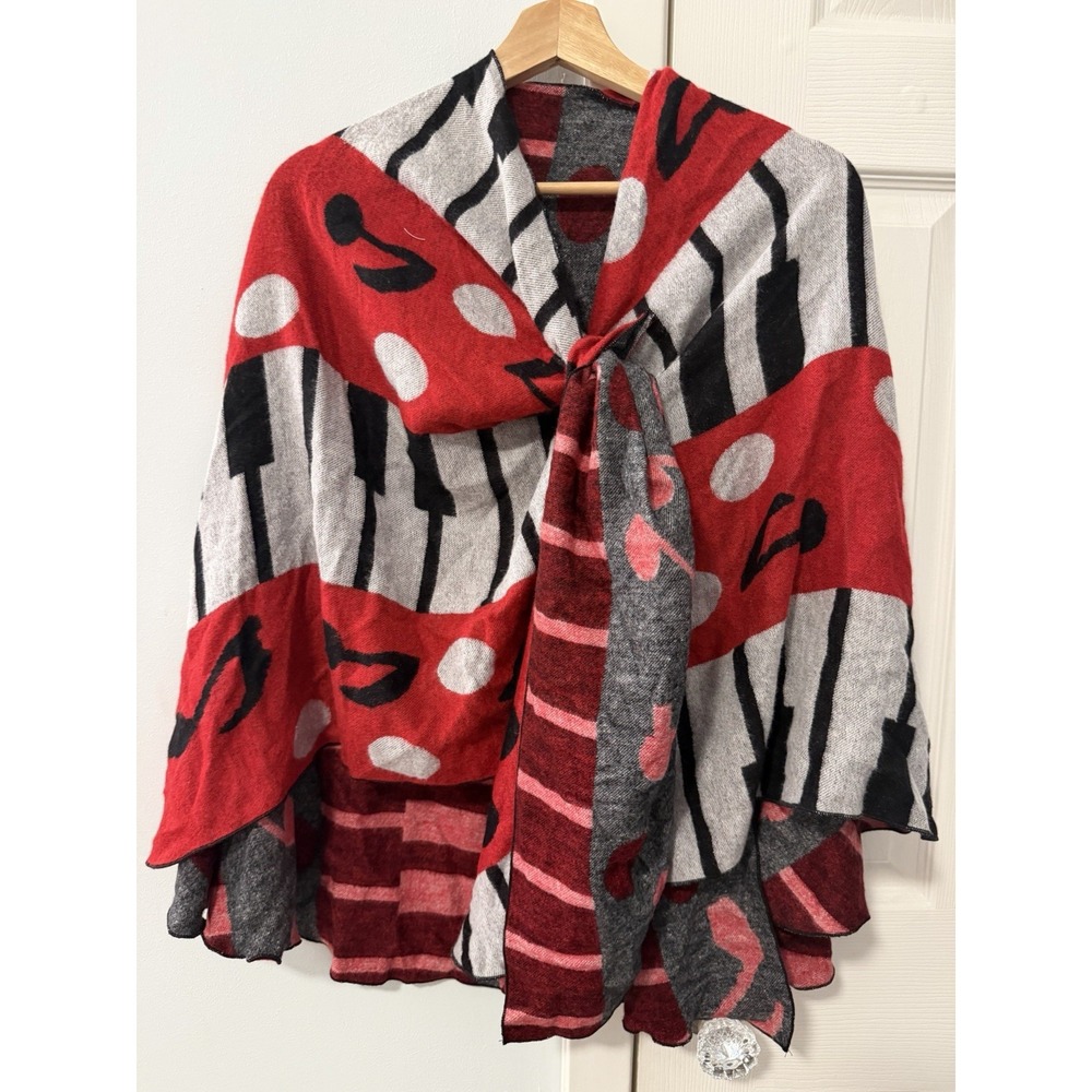 Musical Notes 100% Cashmere Wrap Poncho Shawl Draped Piano Keys Concert Holiday - Picture 6 of 6